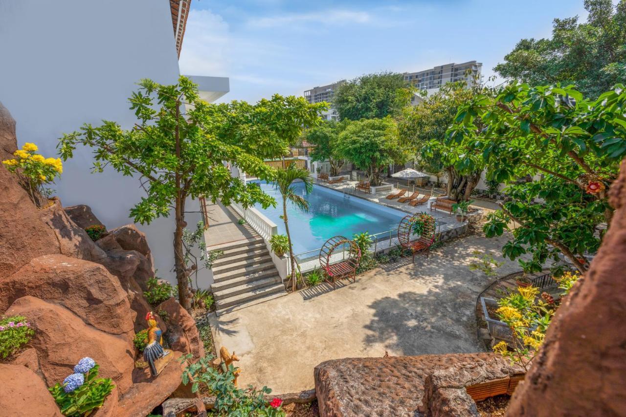 Caroline Resort 붕타우 외부 사진